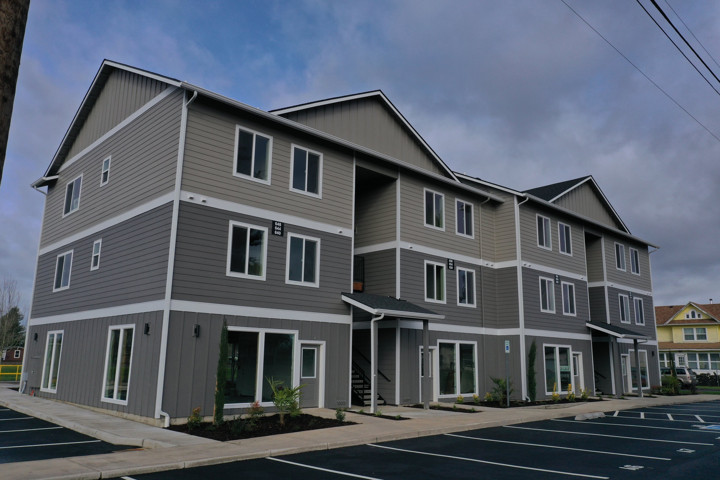 600 4Th St, Gervais, OR 97026