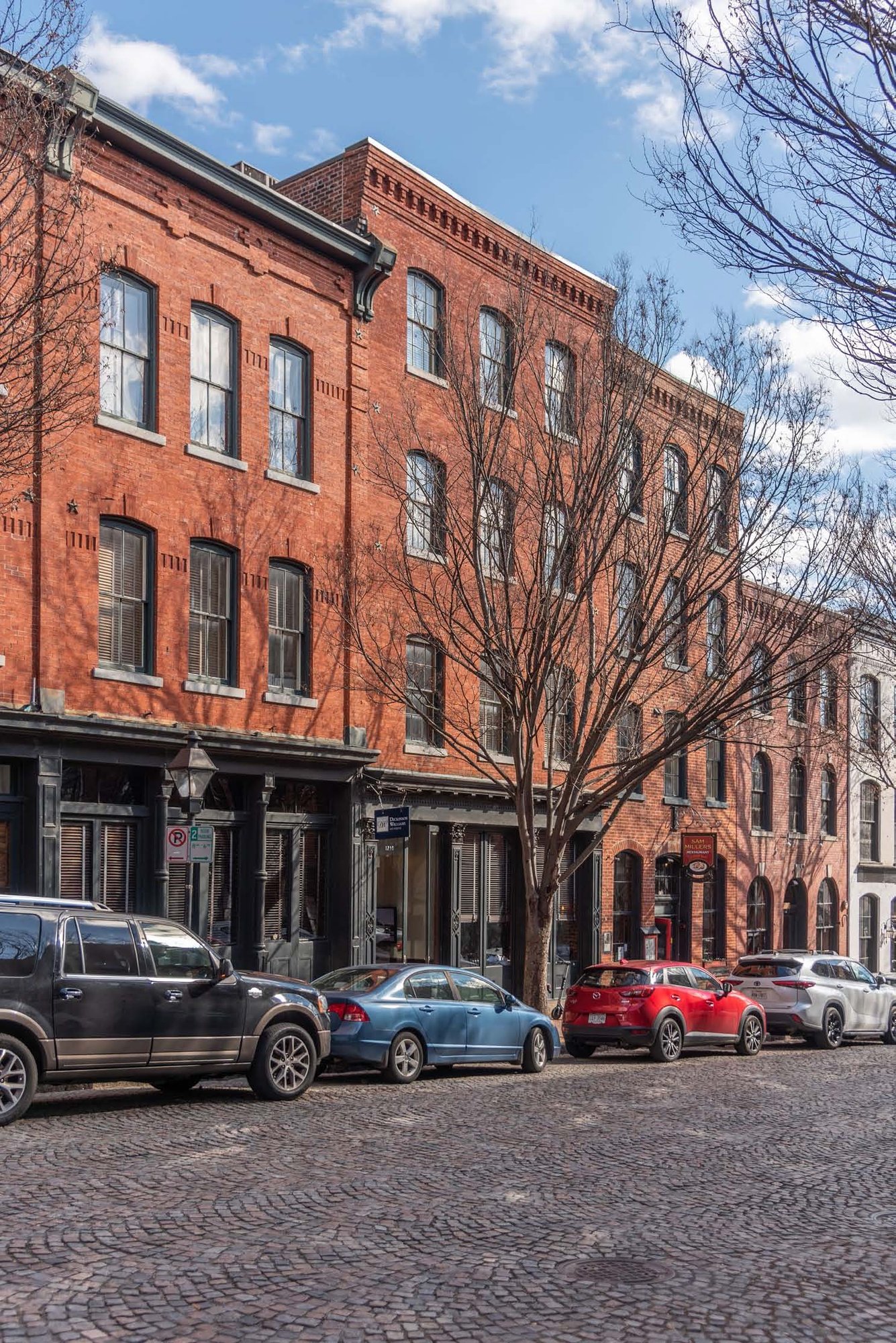 1208 E Cary St, Richmond, VA 23219