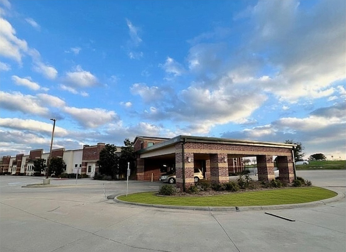 2090 Market Place Blvd, Irving, TX 75063