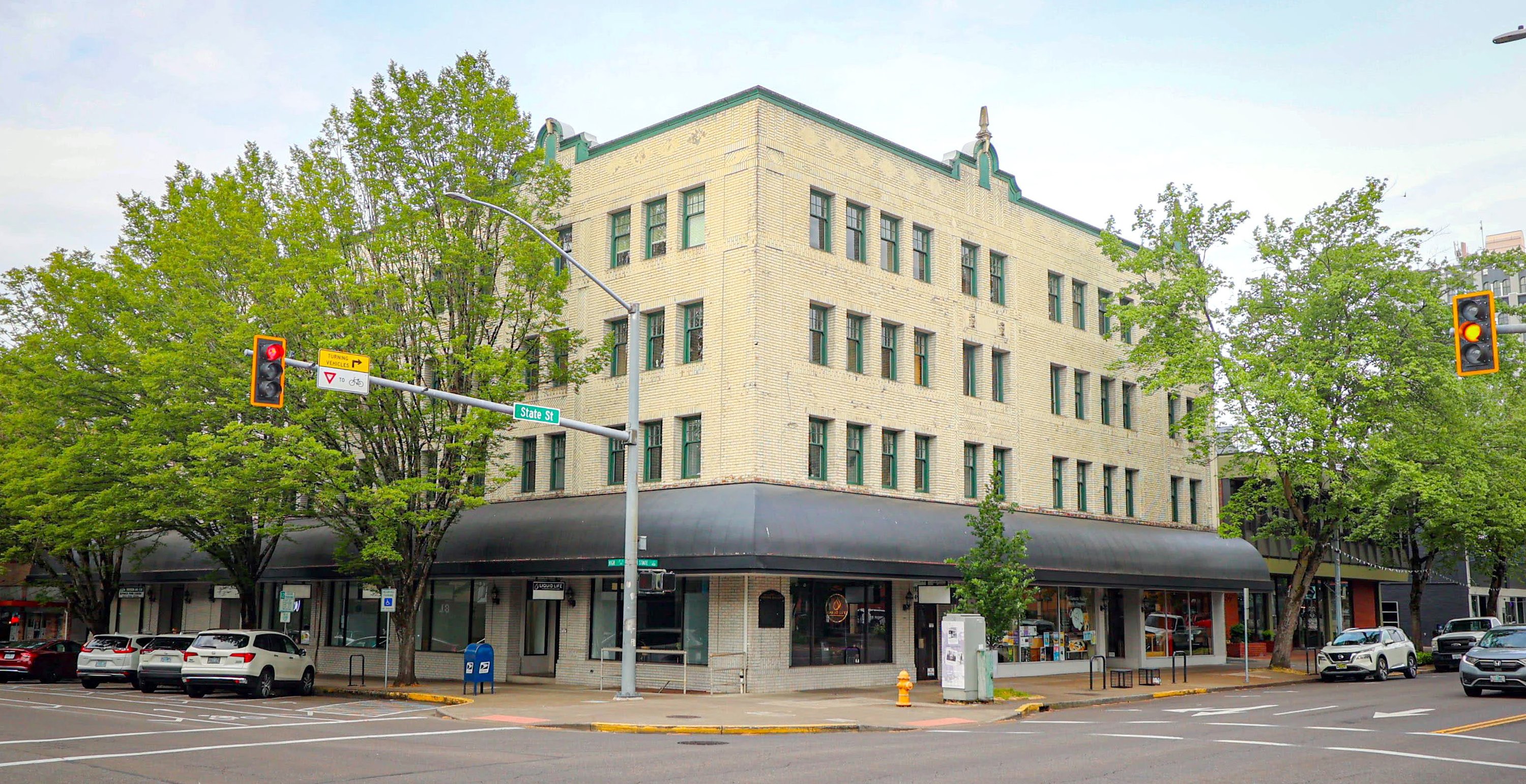494 State St, Salem, OR 97301