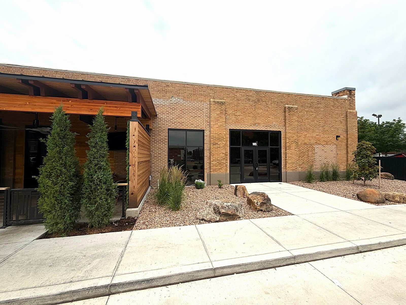 304 S Santa Fe Ave, Salina, KS 67401