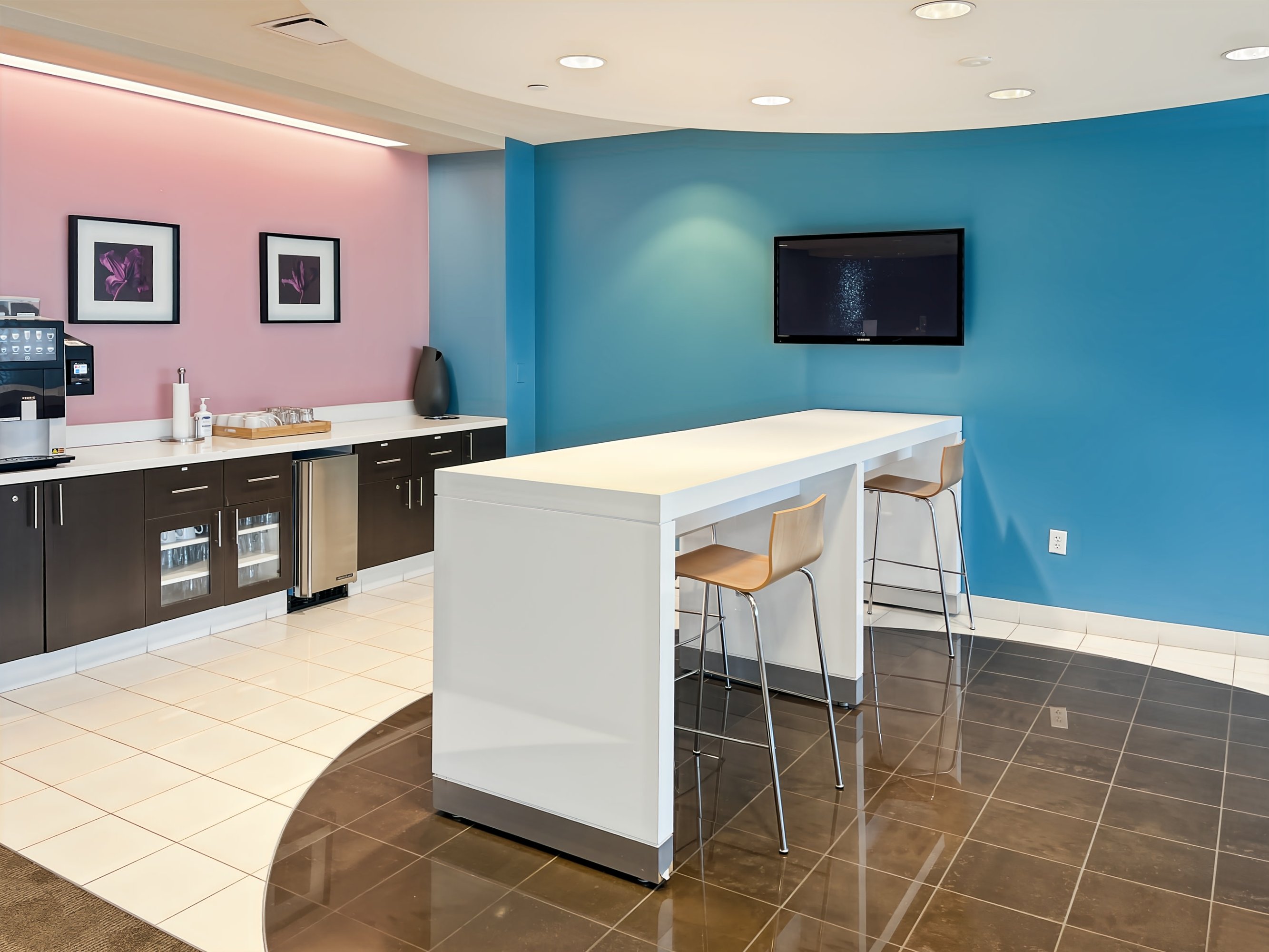 3609653