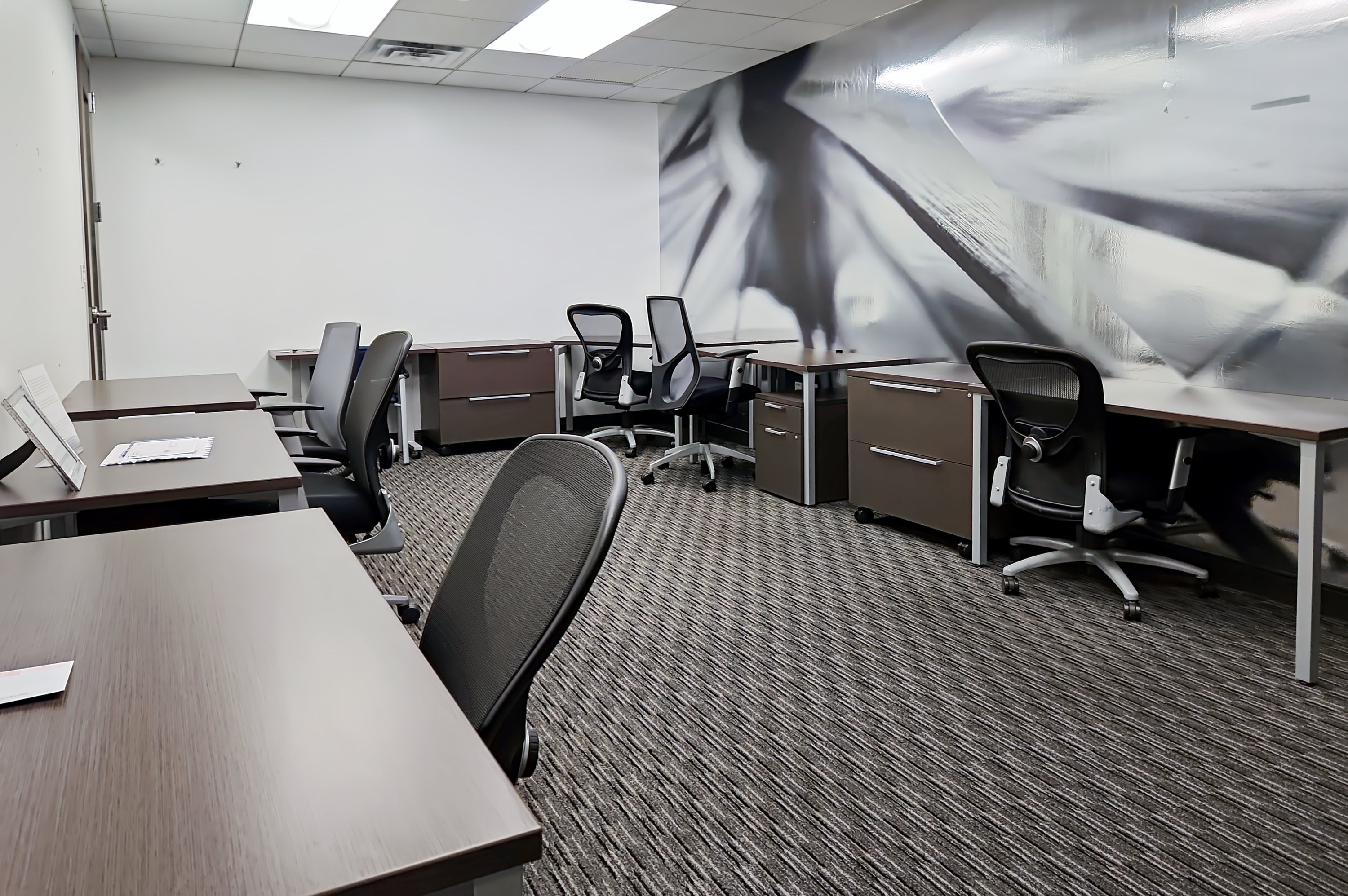 3650673