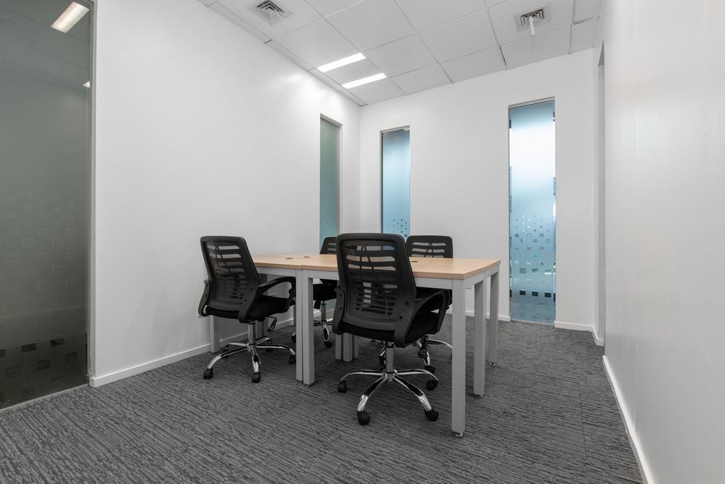 3657289
