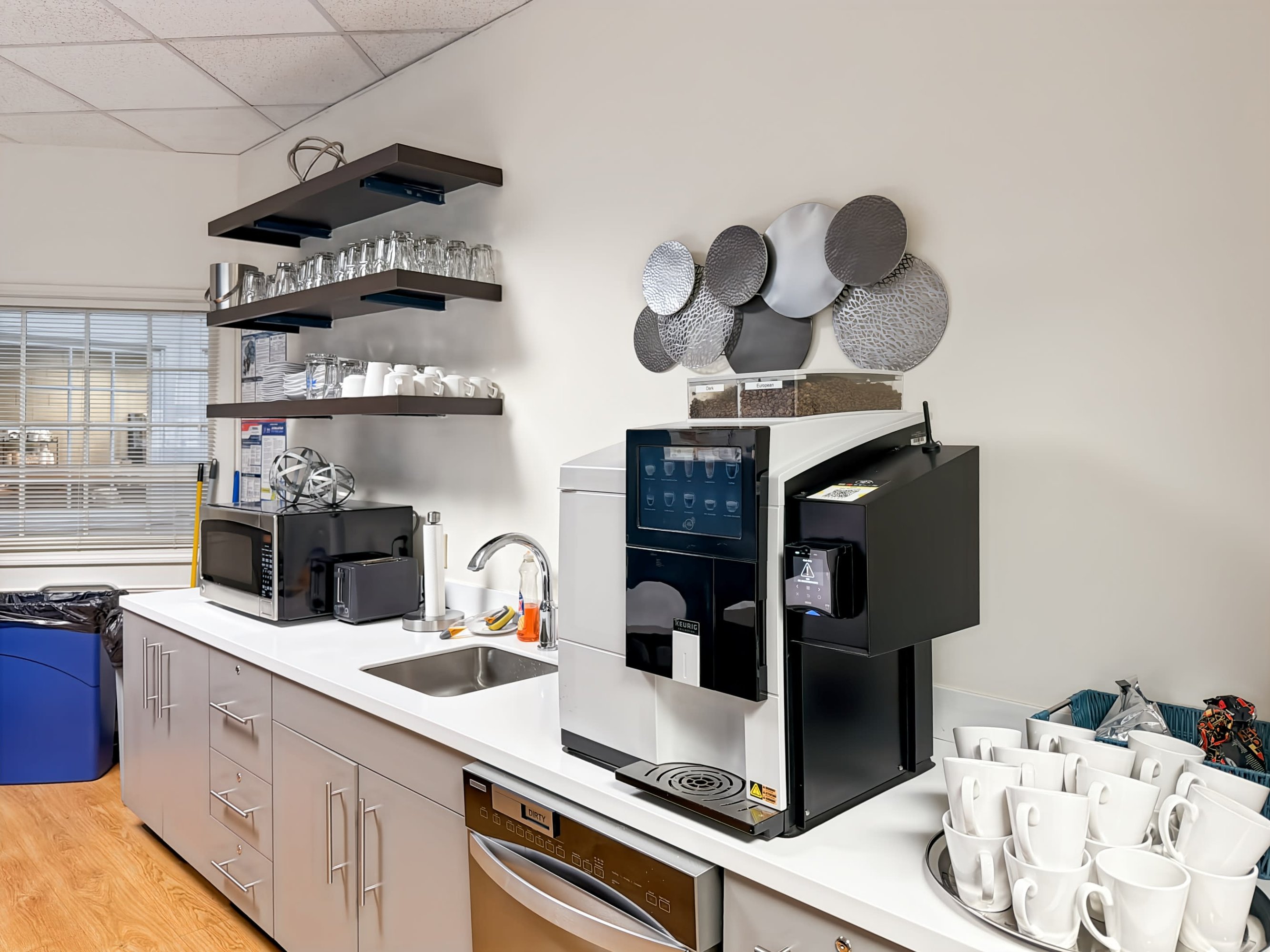 3700634