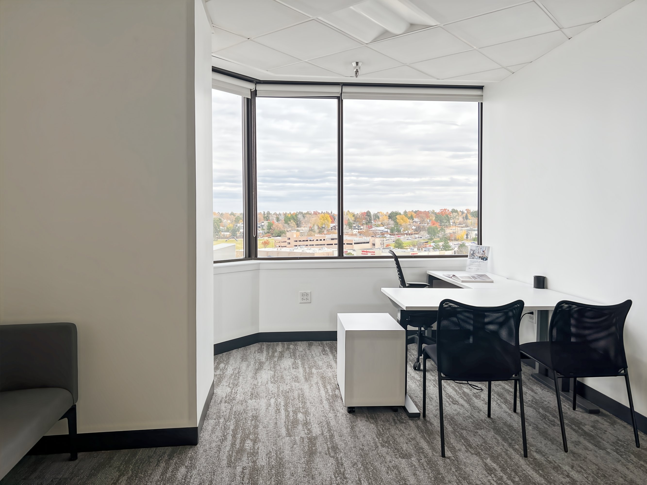 3736075