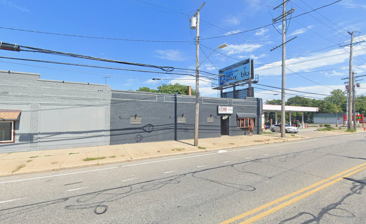 2218 Broadview Rd, Cleveland, OH 44109