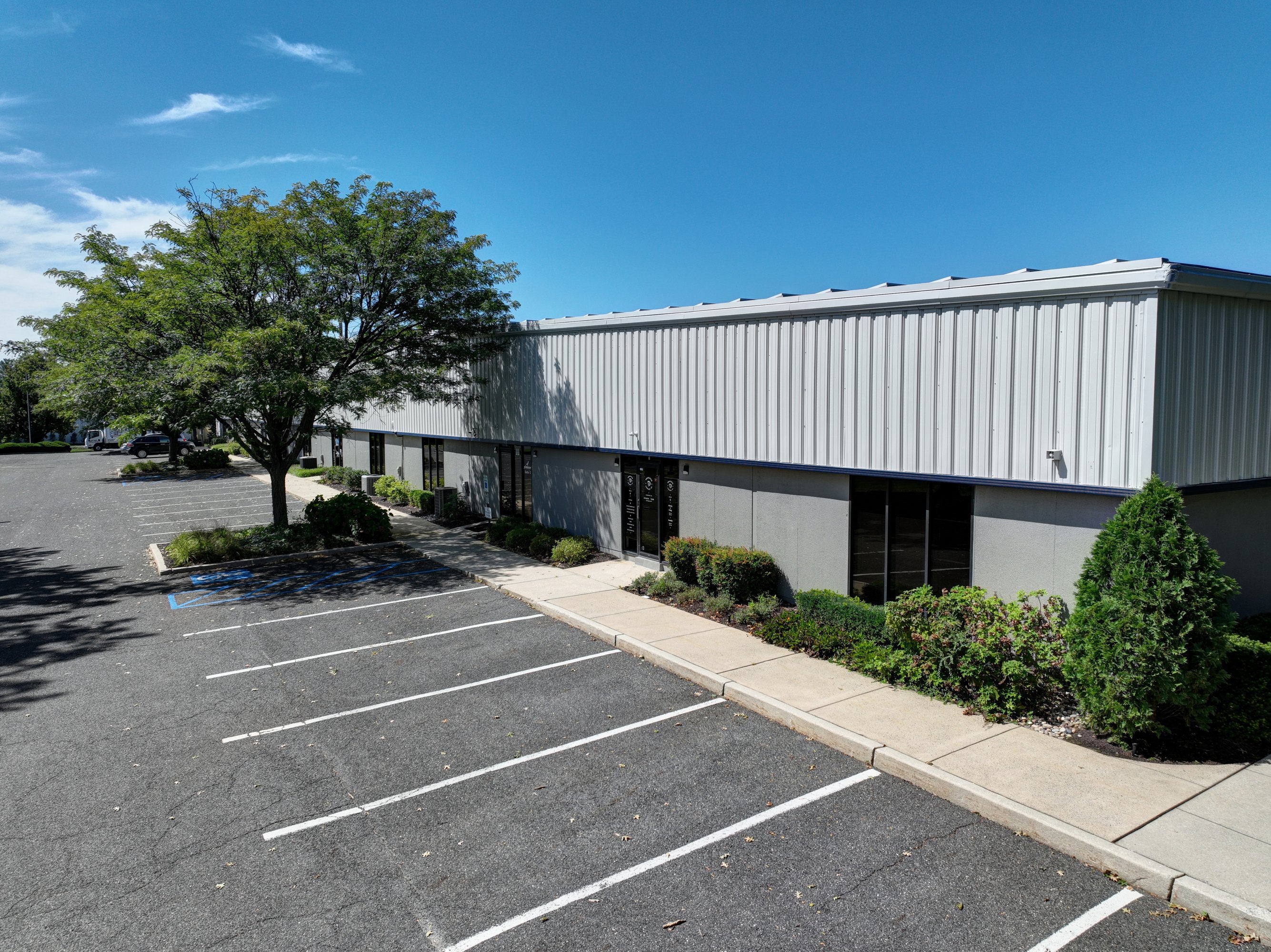 97 Foster Rd, Moorestown, NJ 08057