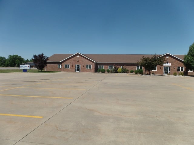 8333 Express Dr, Marion, IL 62959