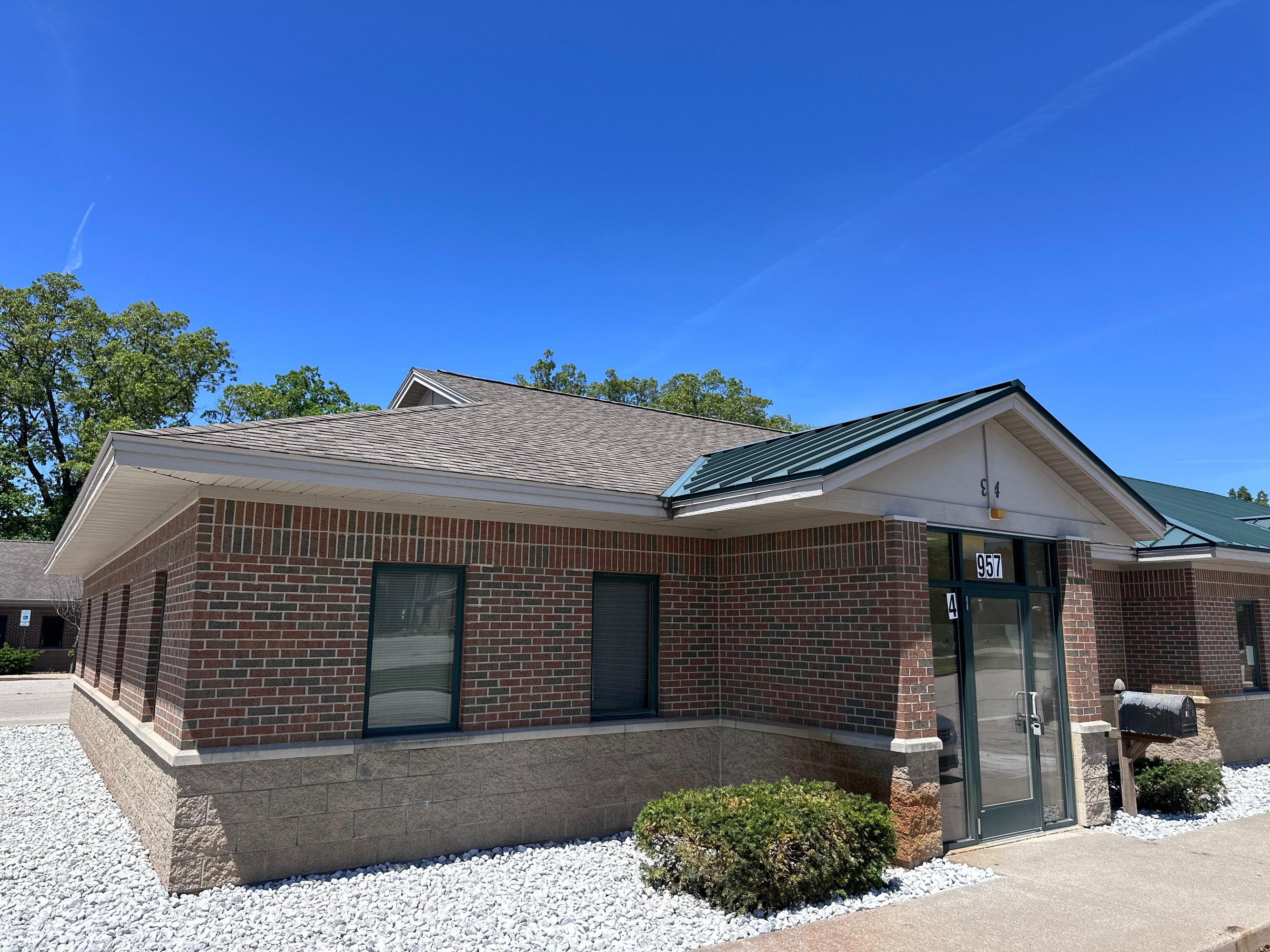 957 Brookhaven Ct, Muskegon, MI 49442