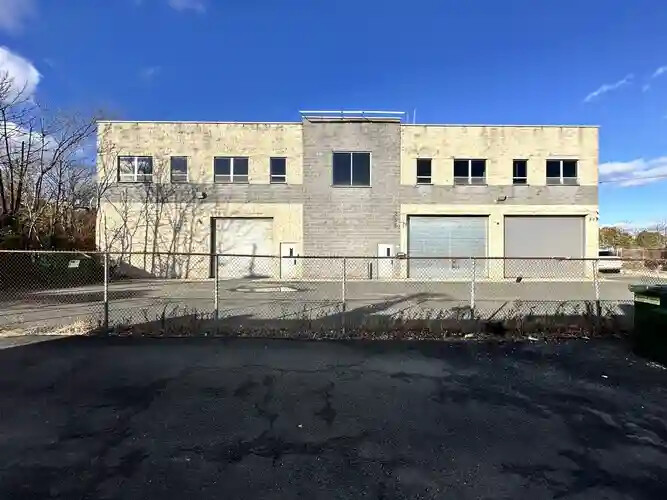 205 E 1St Ave, Roselle, NJ 07203