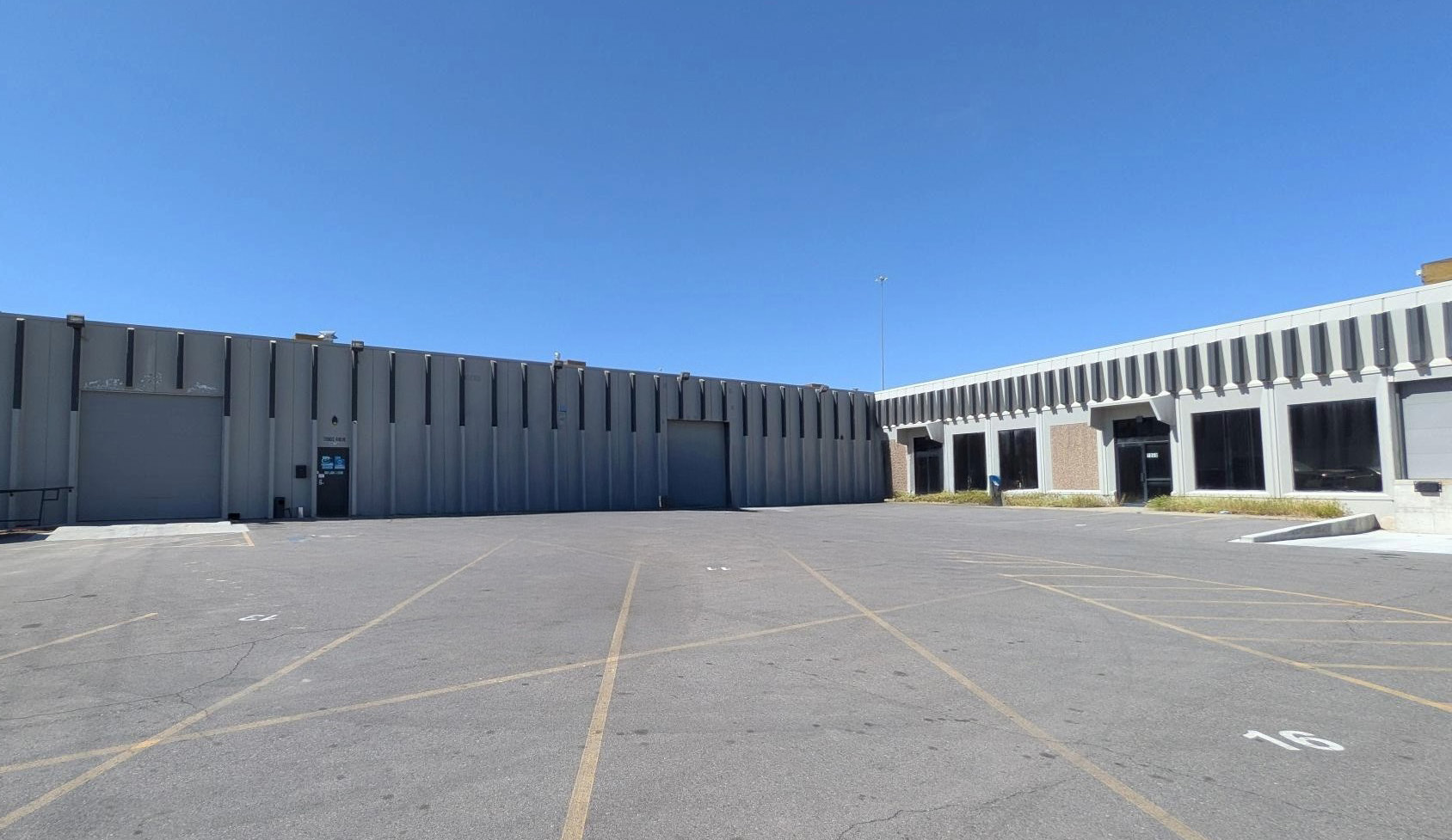 7050 400th W, Midvale, UT 84047-1084