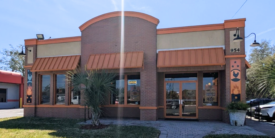 954 East Altamonte Dr, Altamonte Springs, FL 32701