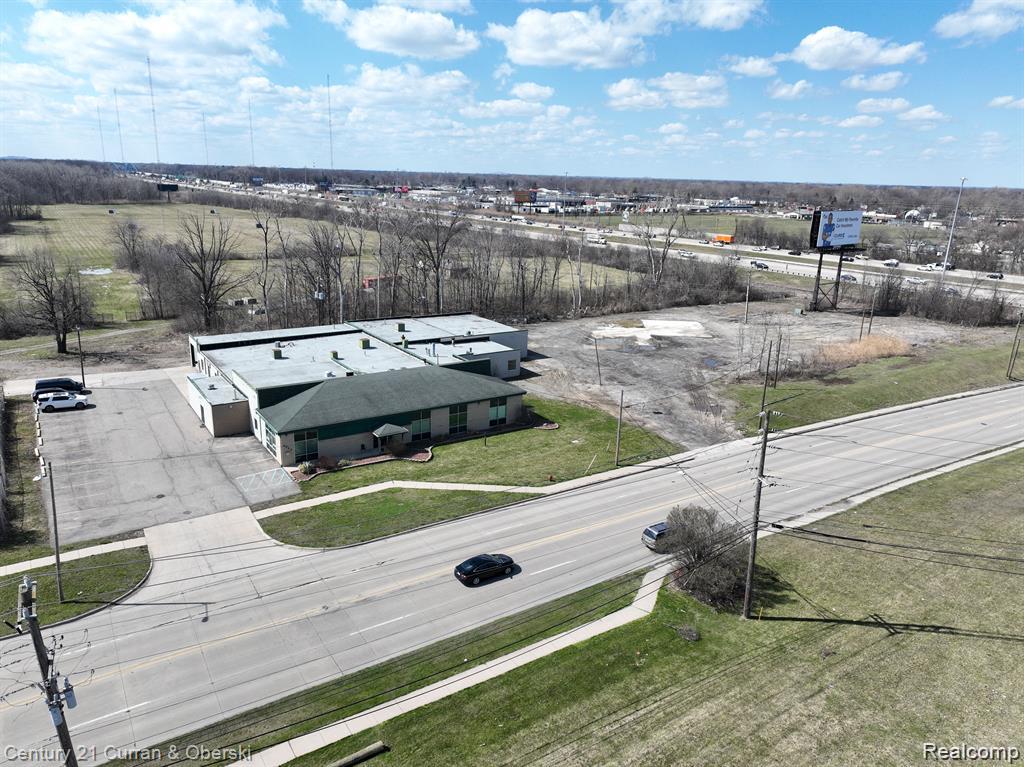 6252 Monroe Blvd, Taylor, MI 48180