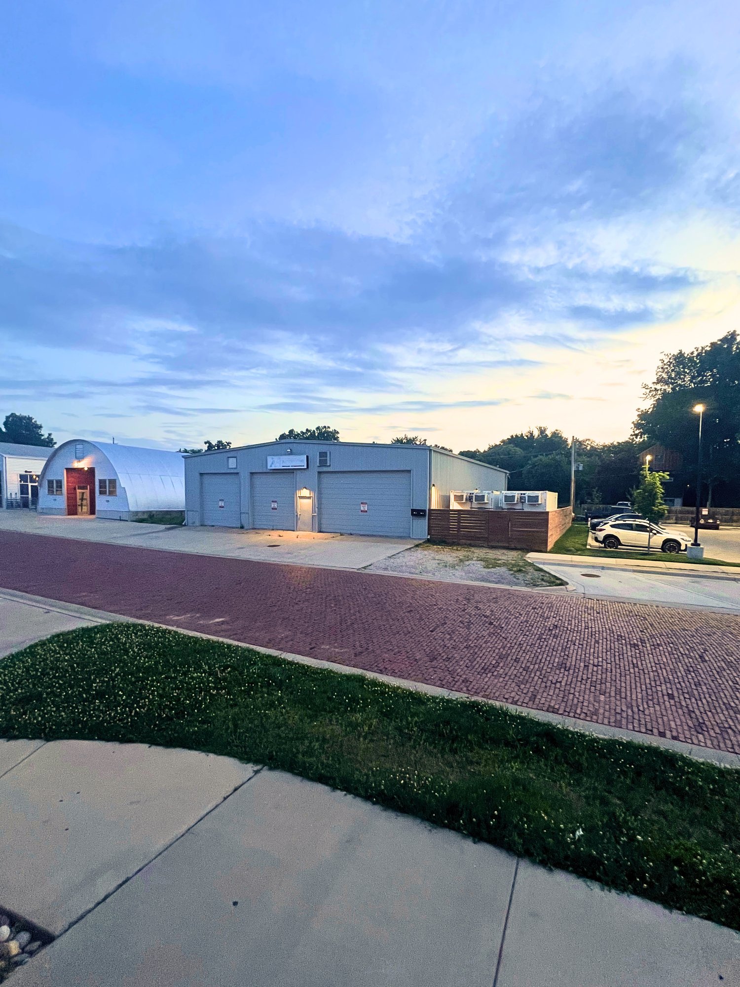 837 Pennsylvania St, Lawrence, KS 66044