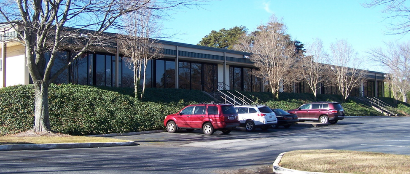 25 Woods Lake Rd, Greenville, SC 29607