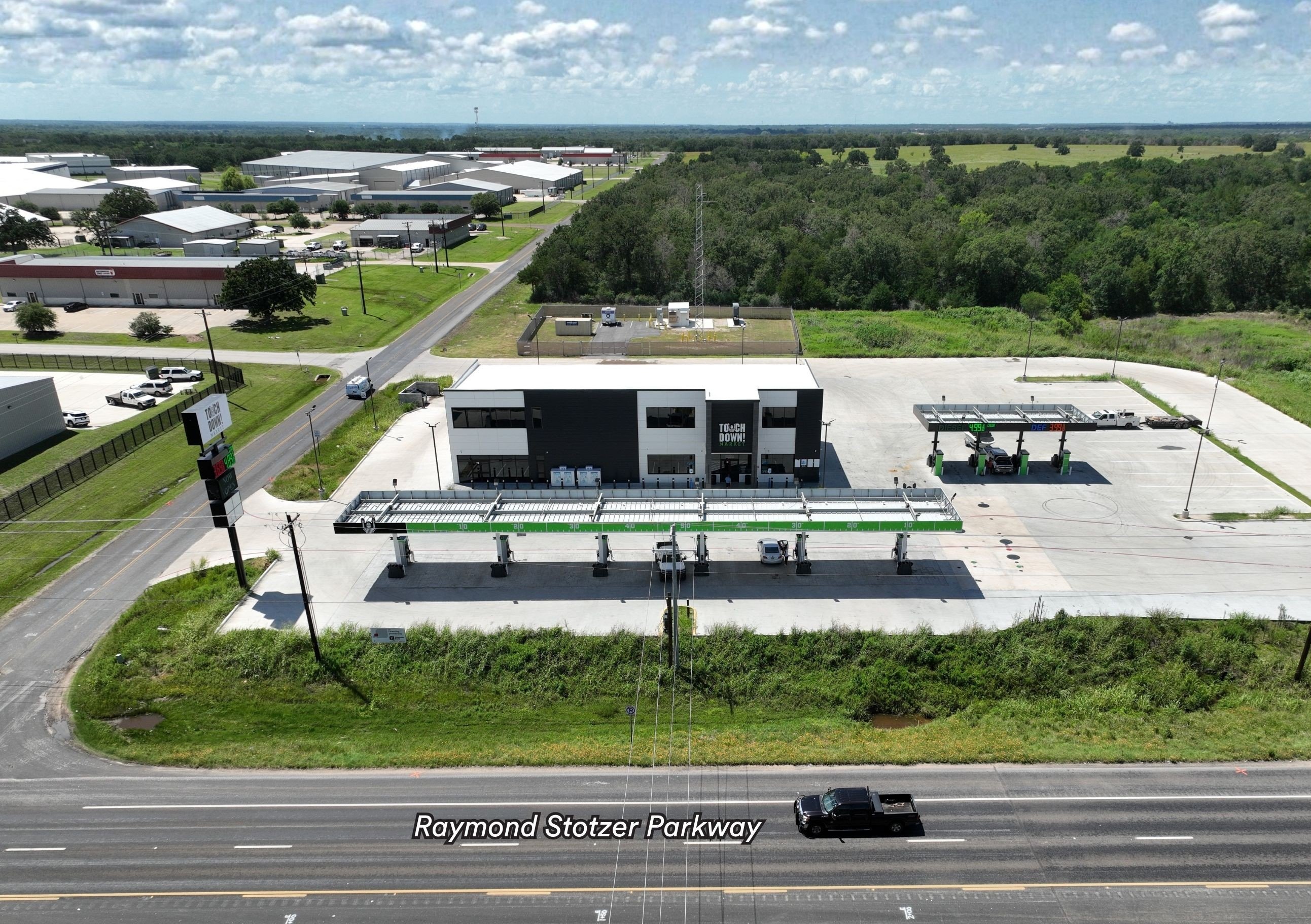 5744 Raymond Stotzer Pkwy, College Station, TX 77845