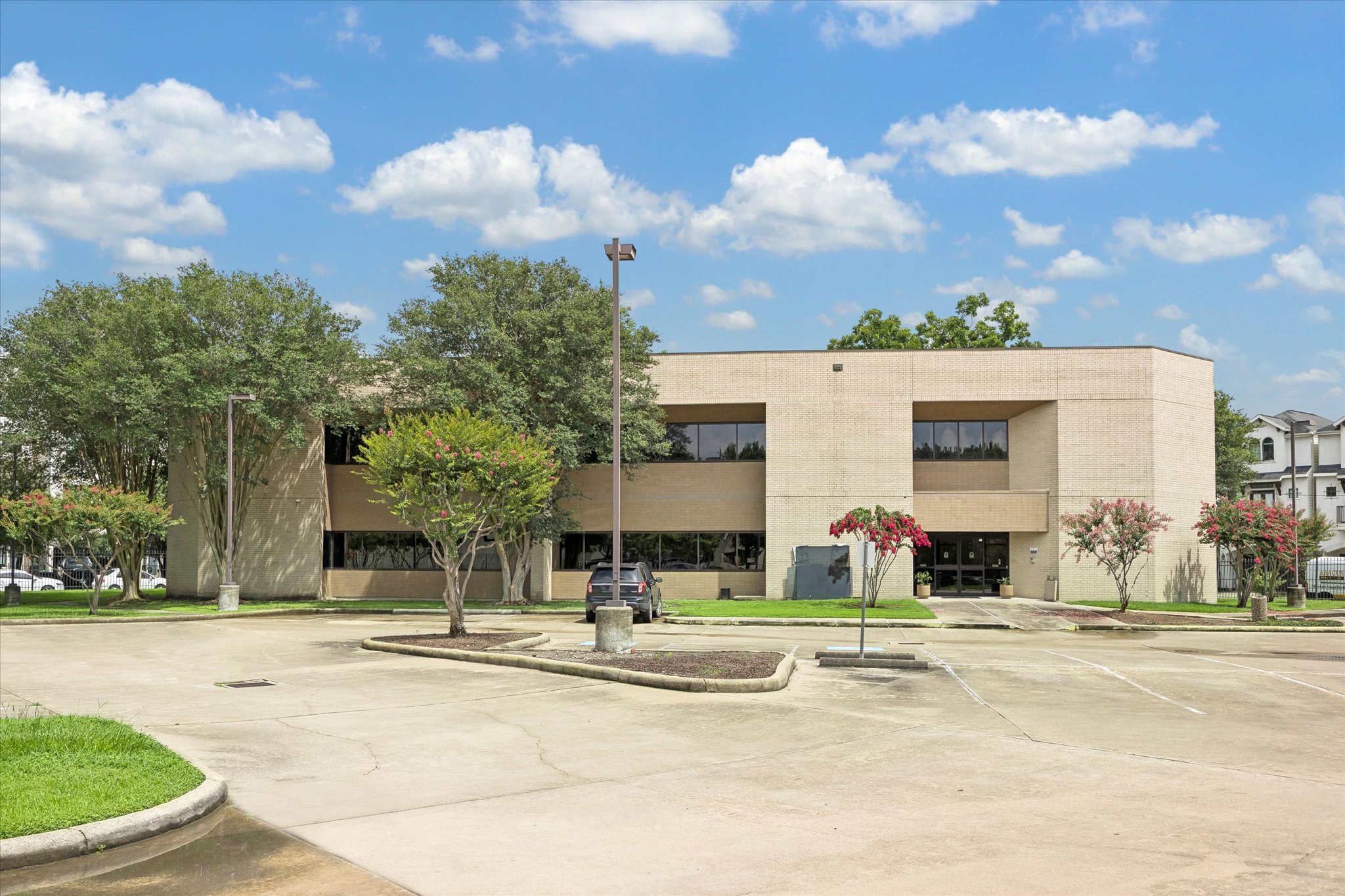 4625 Lillian St, Houston, TX 77007