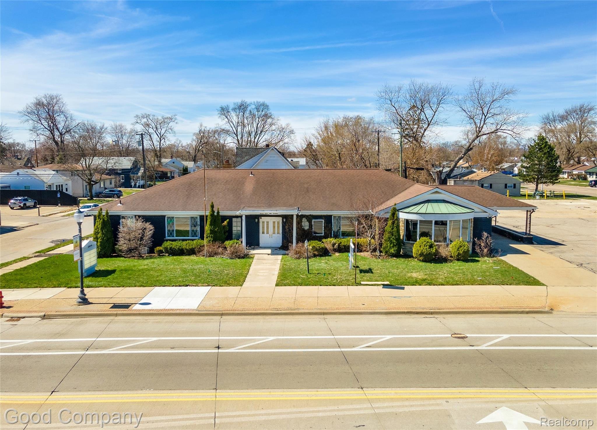23919 John R Rd, Hazel Park, MI 48030