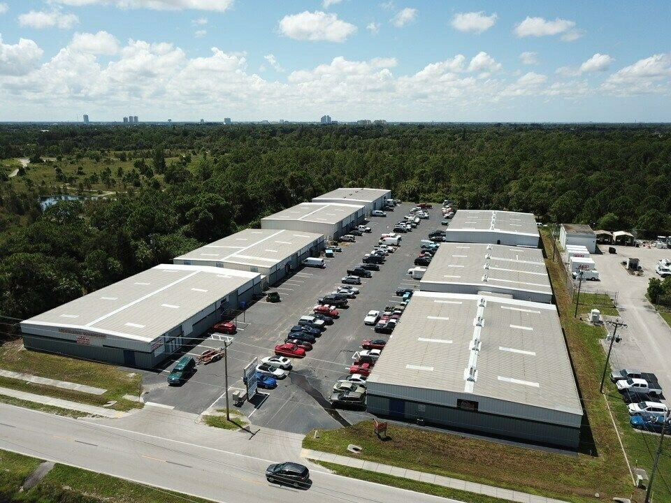 8391 Littleton Rd, North Fort Myers, FL 33903
