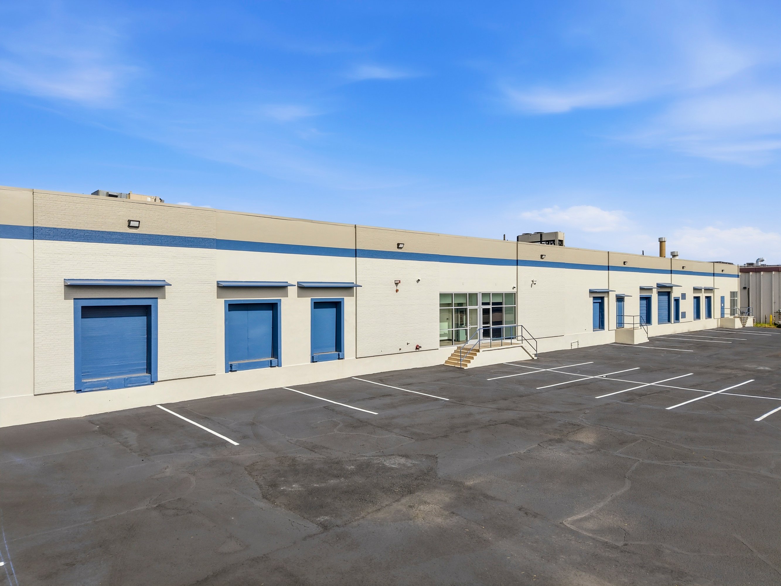4555 Kingston St, Denver, CO 80239