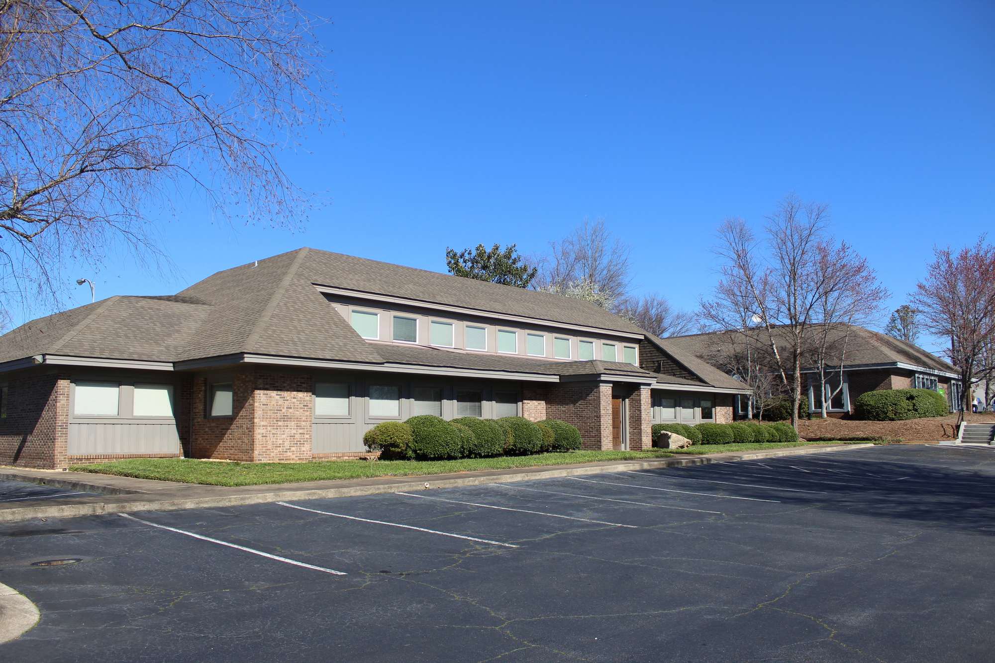 10 Memorial Medical Dr, Greenville, SC 29605