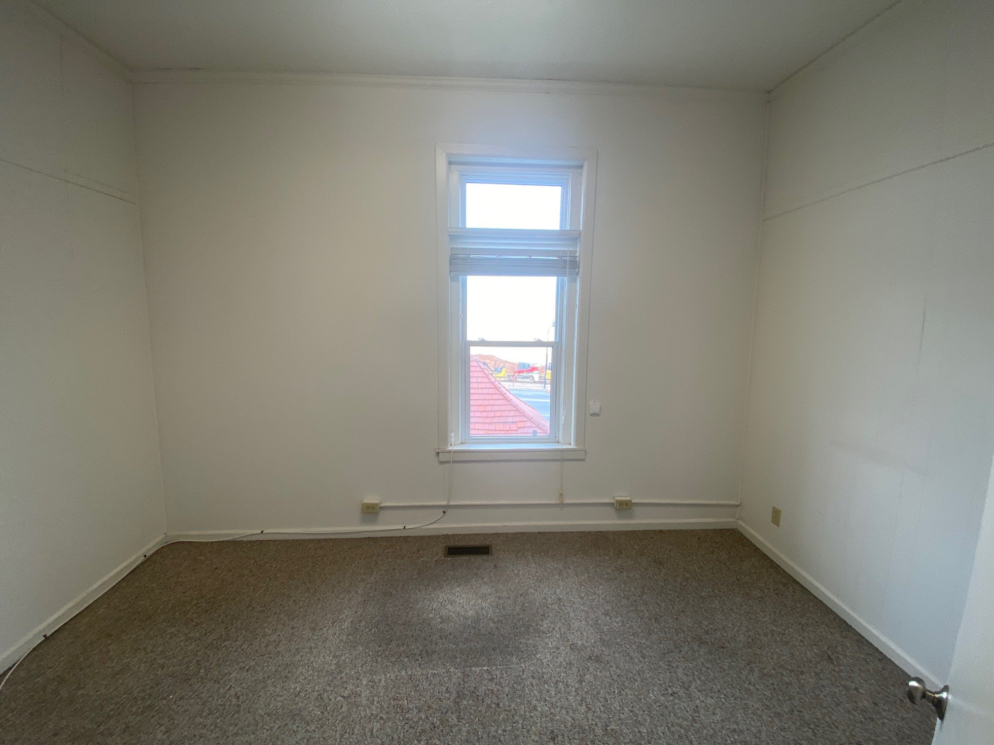 3860377
