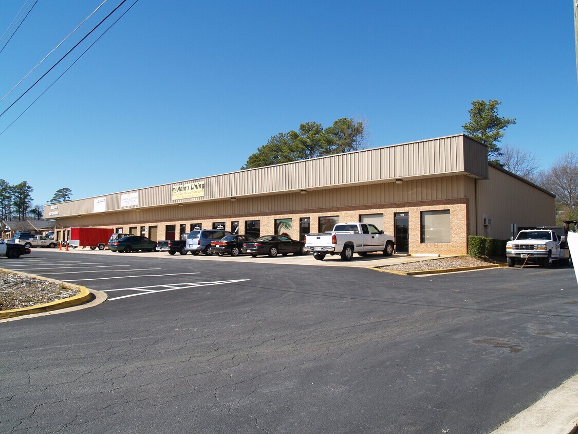 3562 Buford Hwy, Duluth, GA 30096-3705
