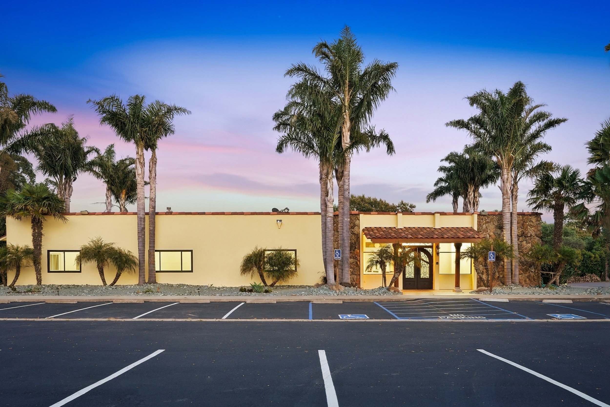 1338 Atascadero Rd, Morro Bay, CA 93442