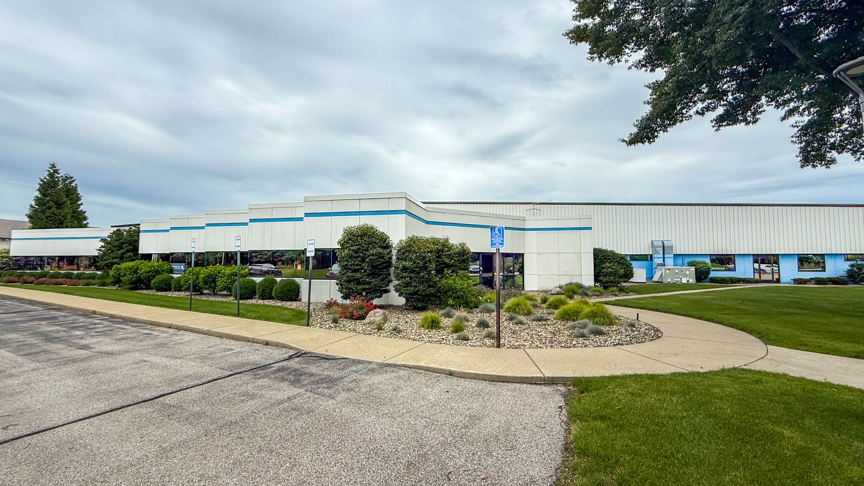 7275 Red Arrow Hwy, Stevensville, MI 49127