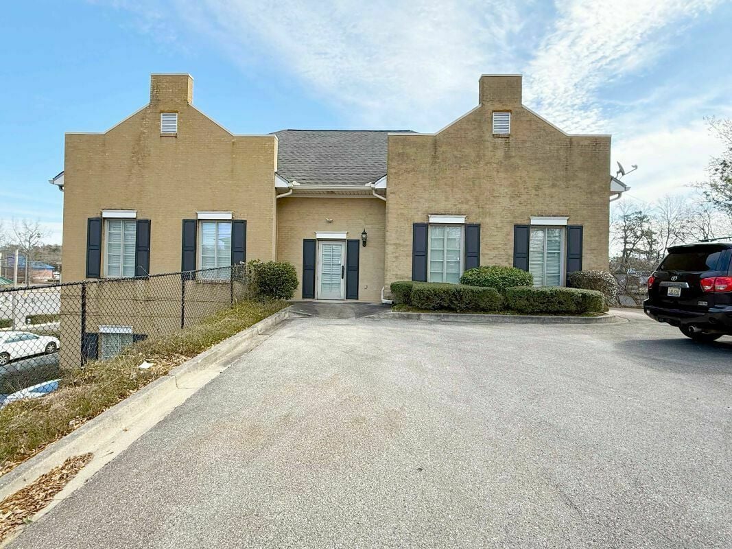 3145 Green Valley Rd, Vestavia, AL 35243