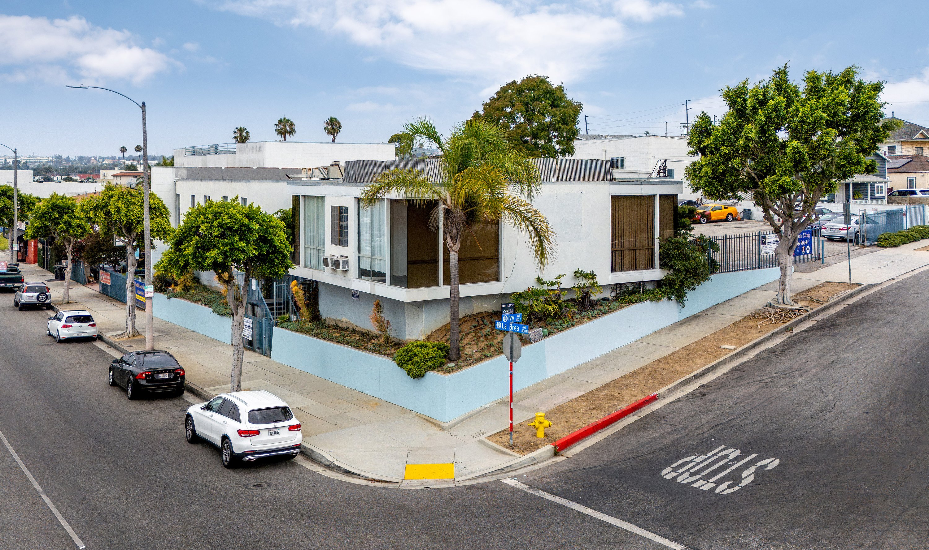 400 N La Brea Ave, Inglewood, CA 90302