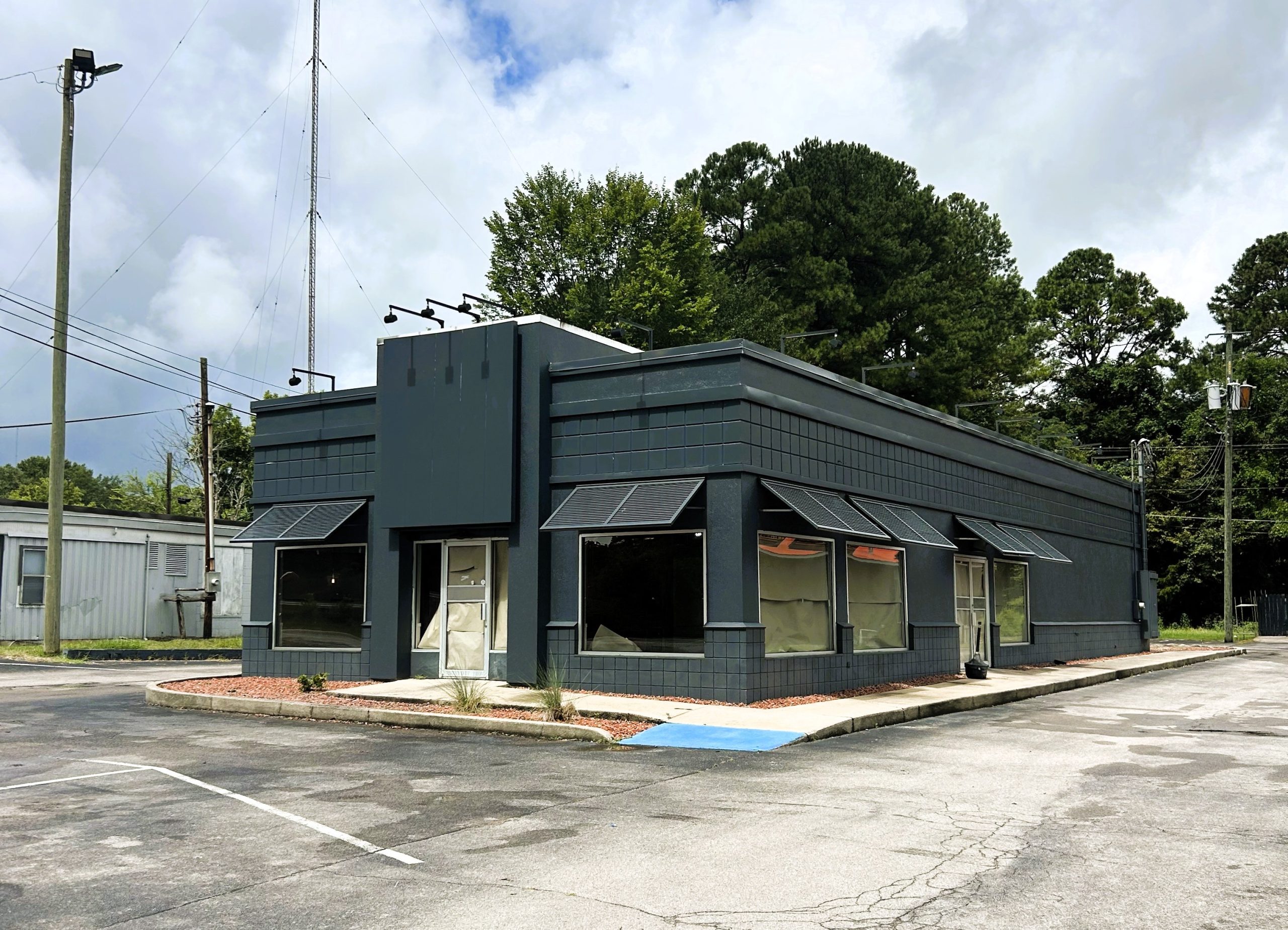 910 2Nd Ave East, Oneonta, AL 35121