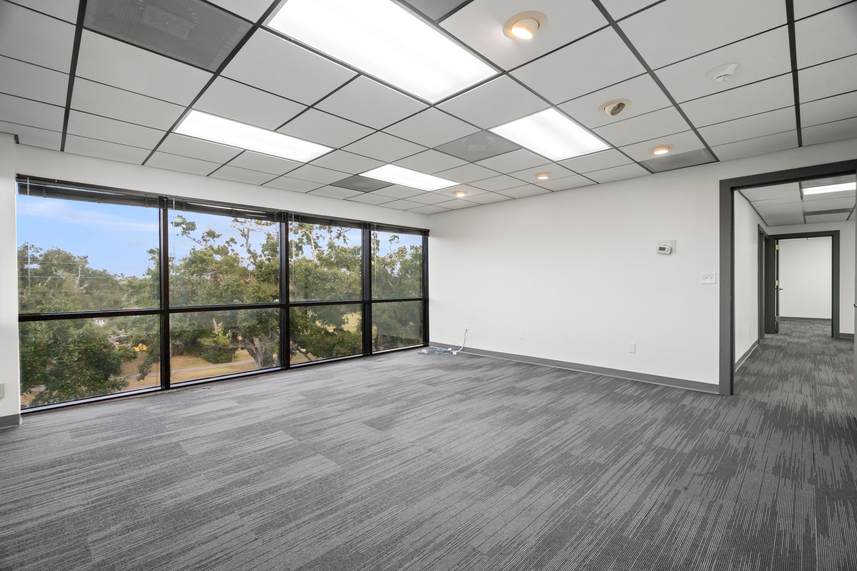 3873408