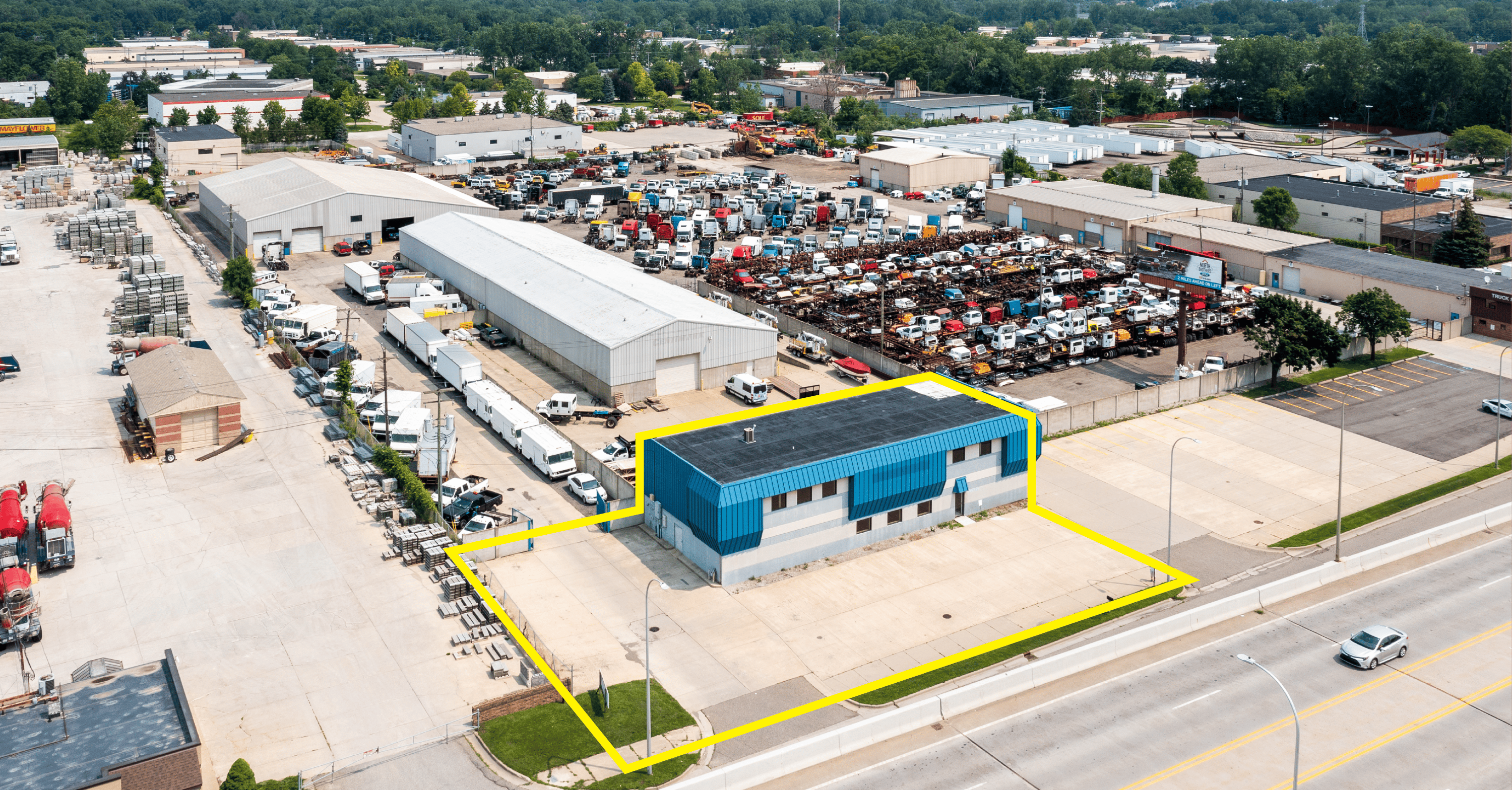 38750 Ford Rd, Westland, MI 48185