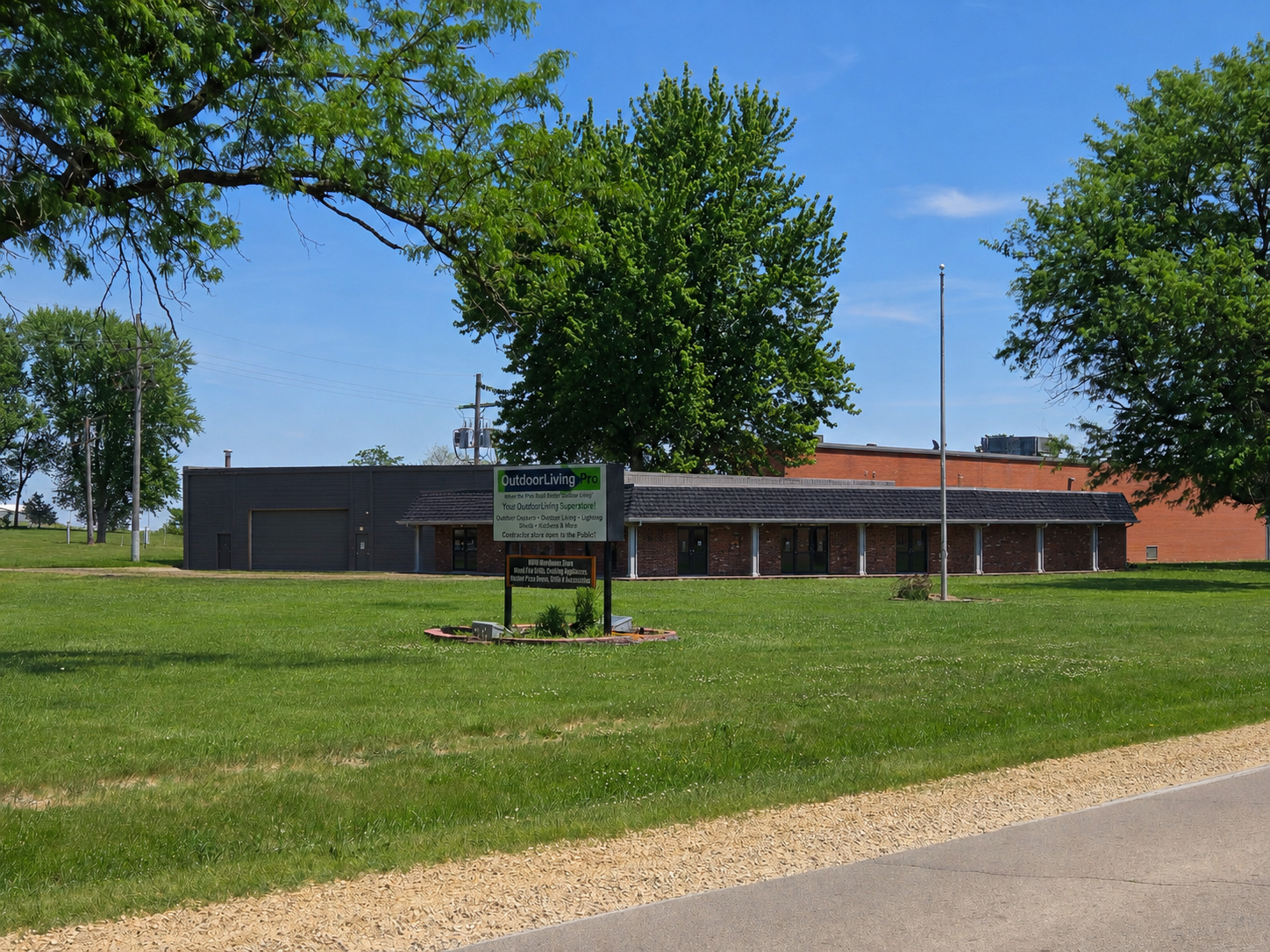 400 S Railroad St, Warren, IL 61087