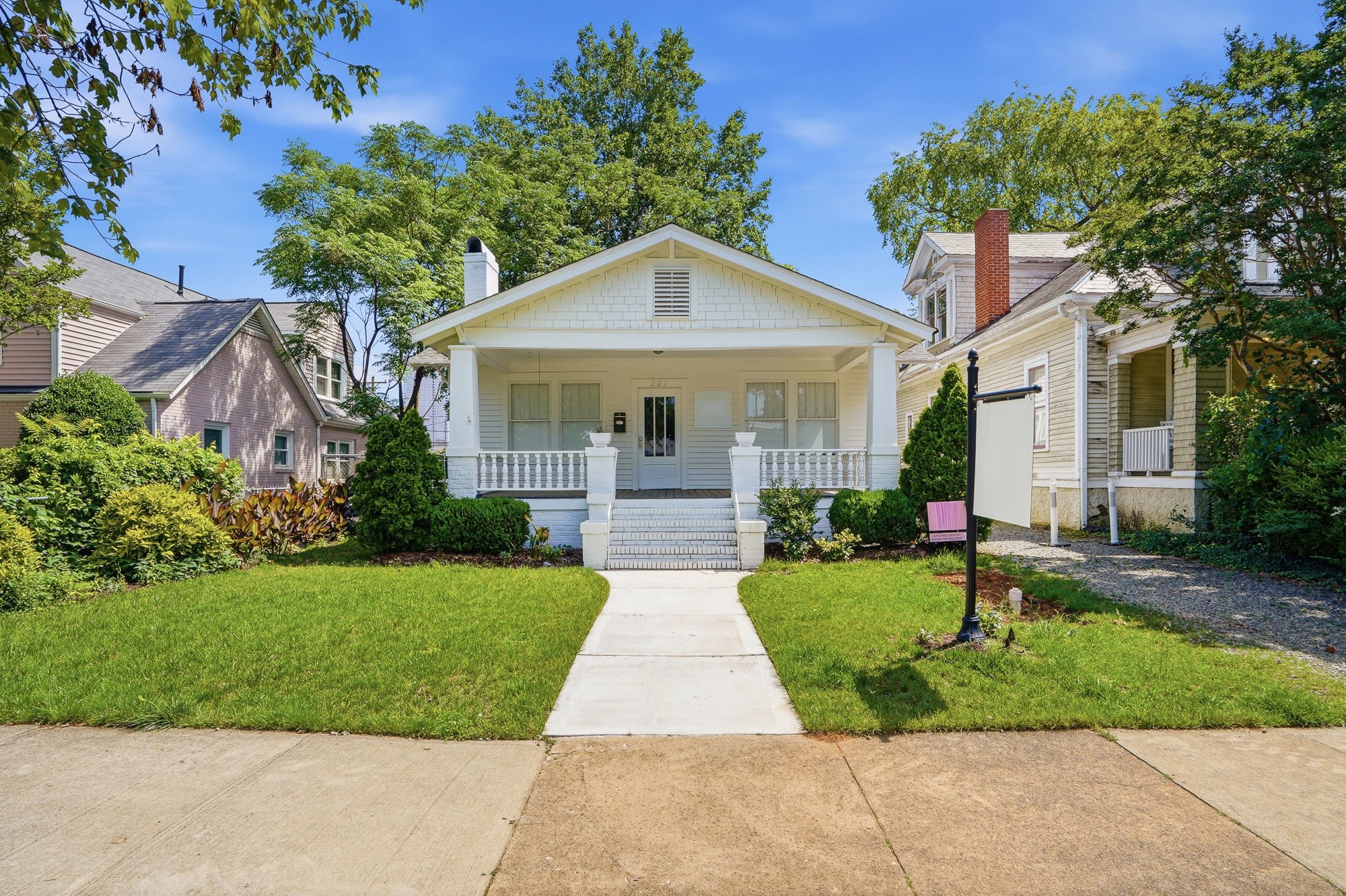 221 East Kingston Ave, Charlotte, NC 28203