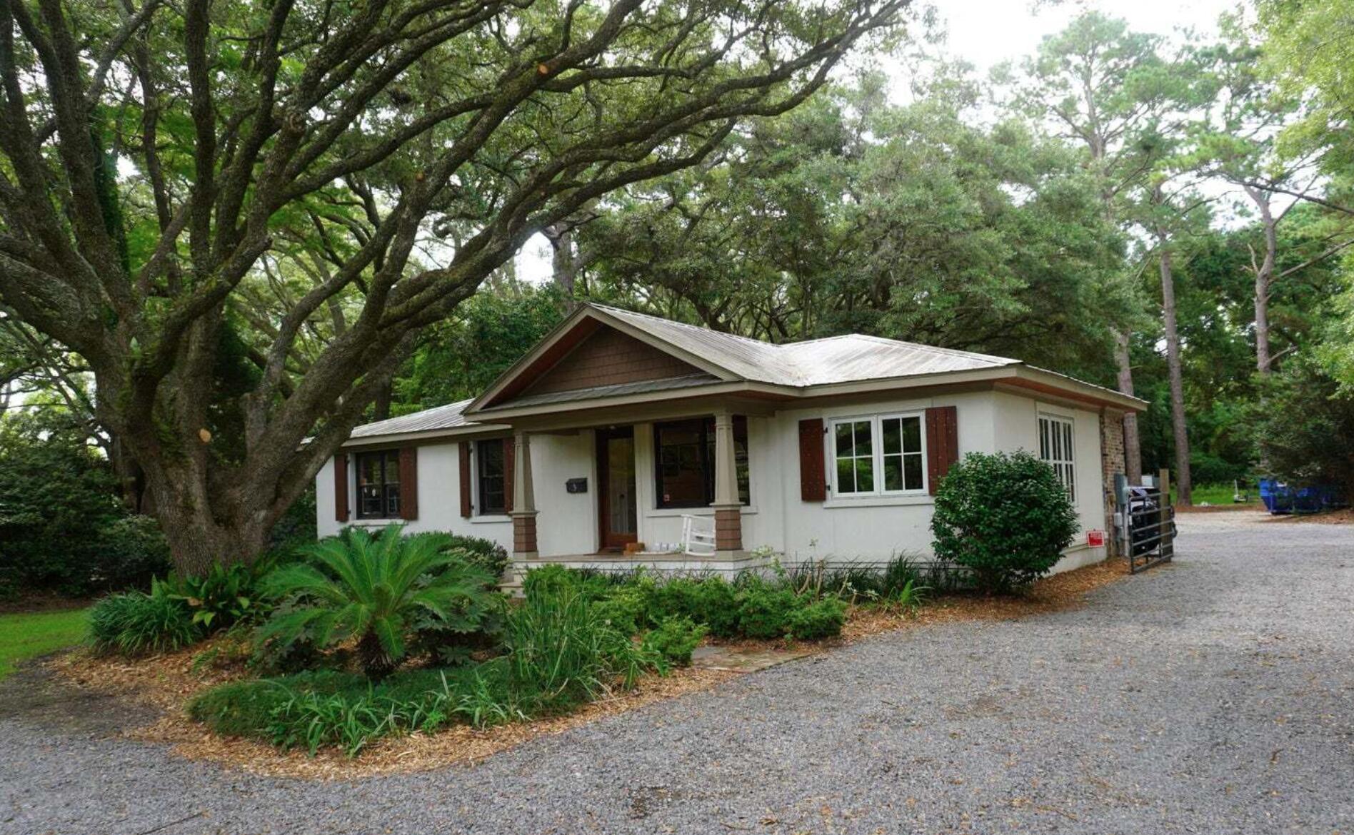 3463 Maybank Hwy, Johns Island, SC 29455