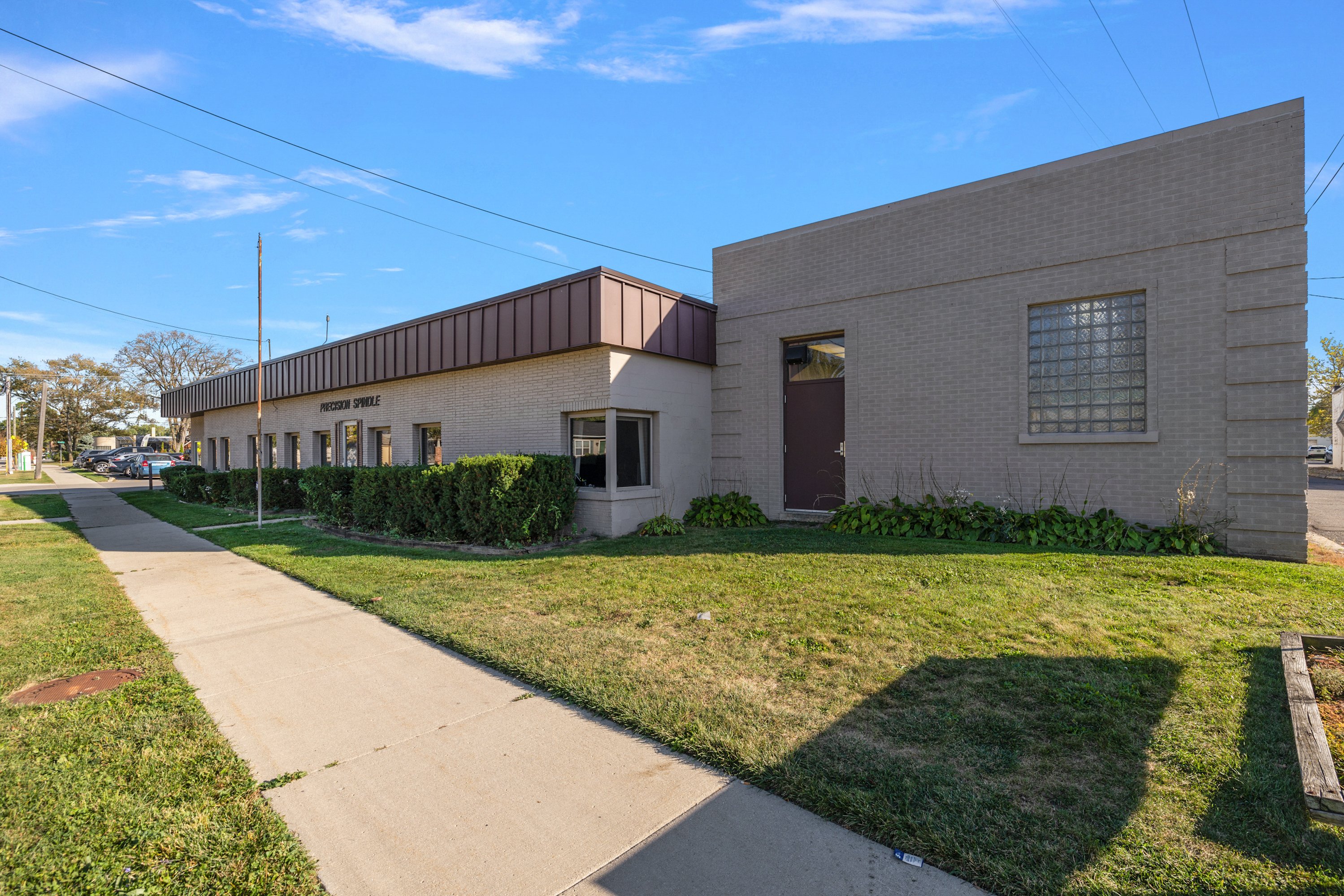 836 Woodward Hts, Ferndale, MI 48220