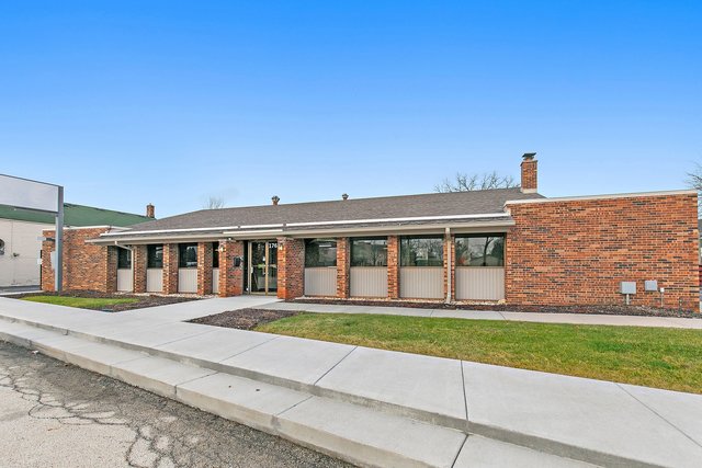 17622 Depot St, Union, IL 60180