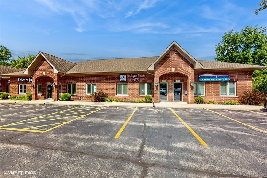 821 E Grant Hwy,Unit B, Marengo, IL 60152