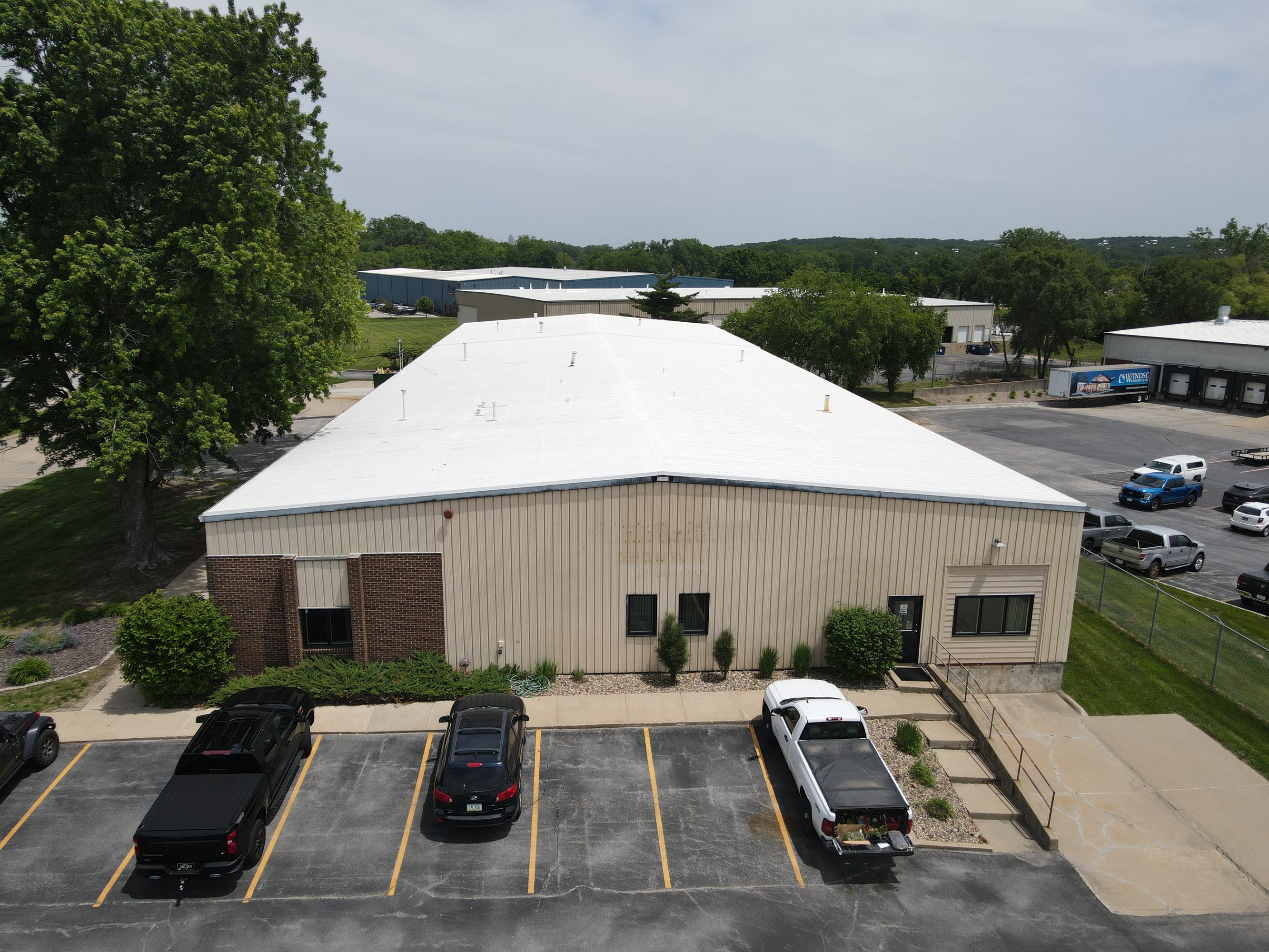 1832 Industrial Cir, West Des Moines, IA 50265