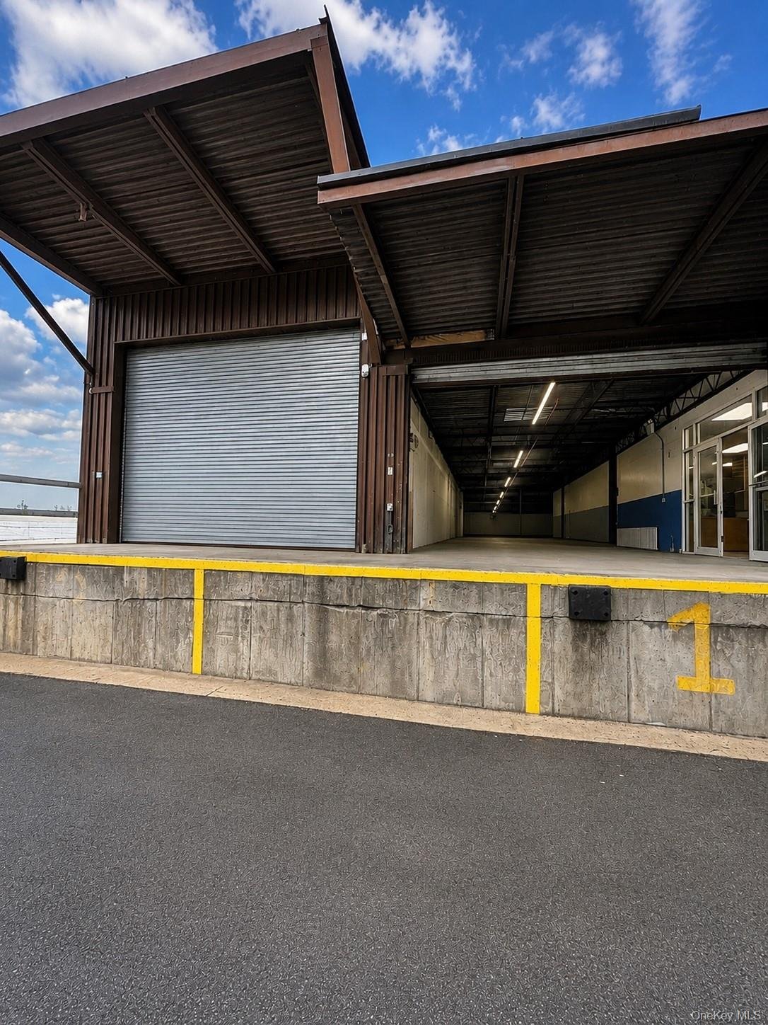 11402 15Th Ave,Unit 2-2, College Point, NY 11356