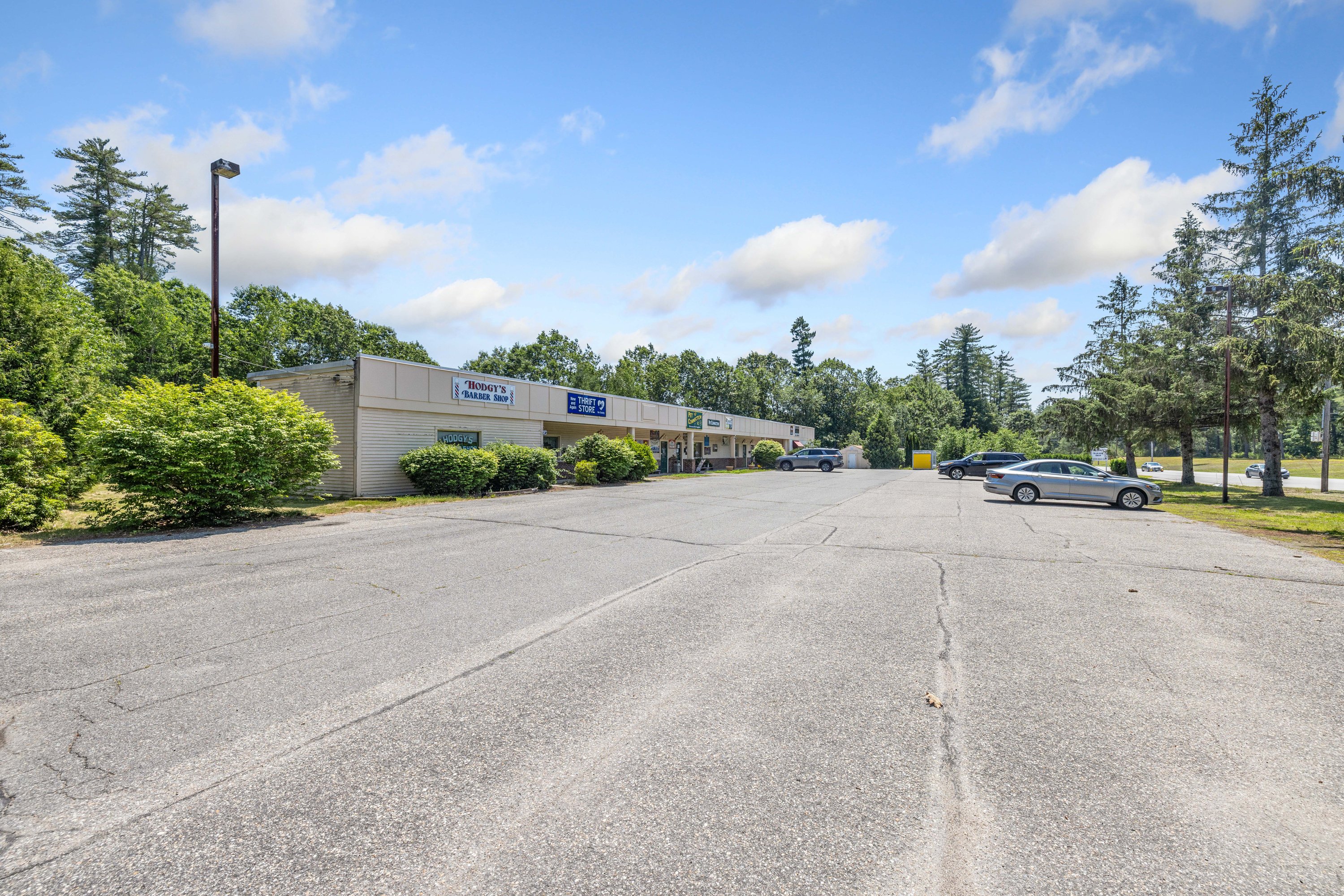 585 Calef Hwy, Barrington, NH 03825