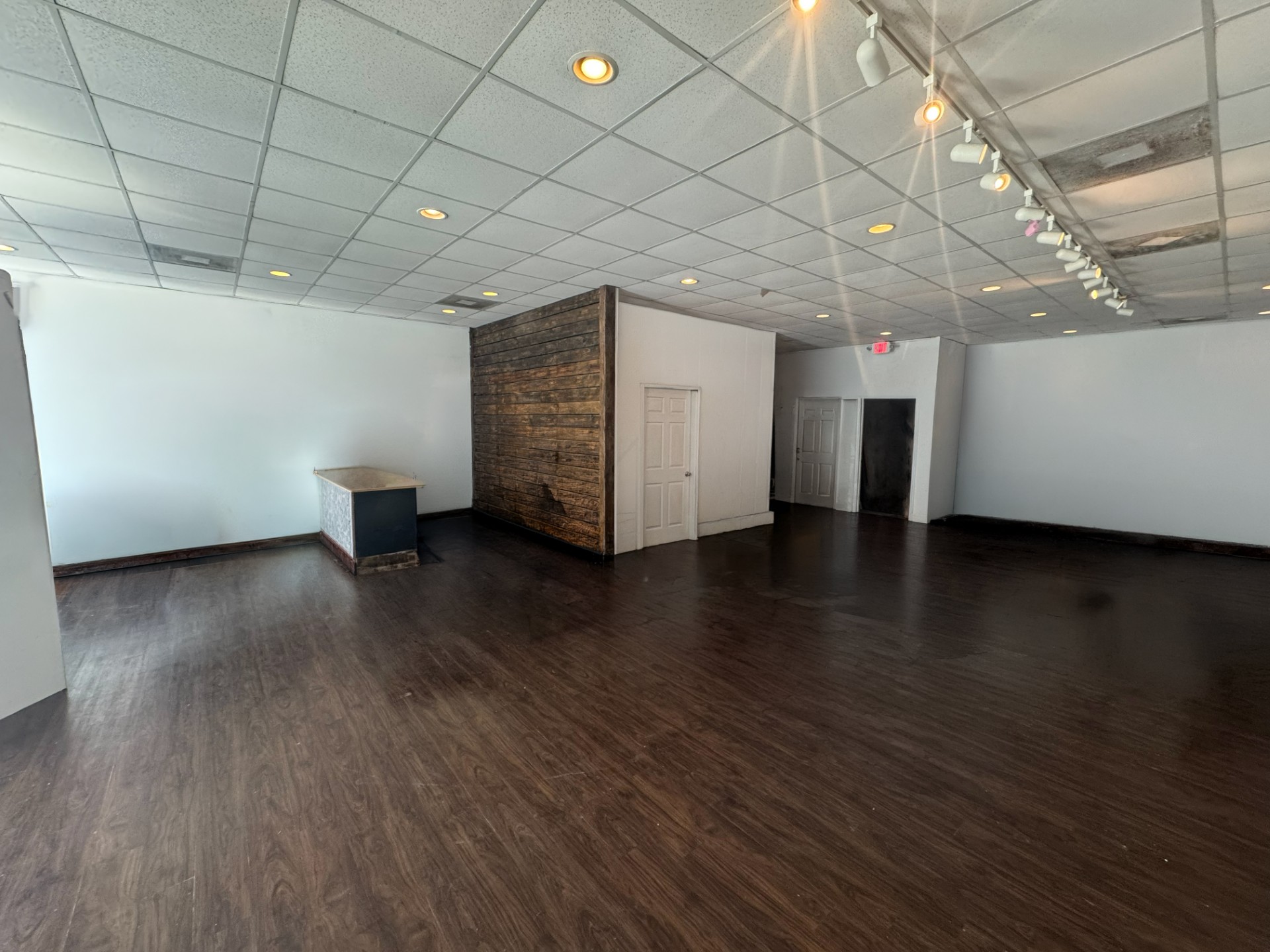 8415 Whitesburg Dr, Huntsville, AL 35802