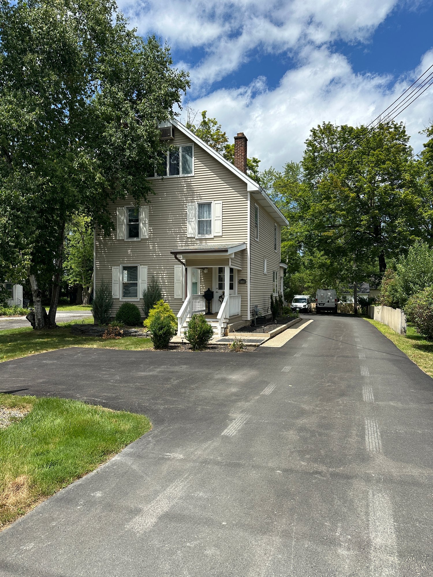 215 Delaware Ave, Delmar, NY 12054