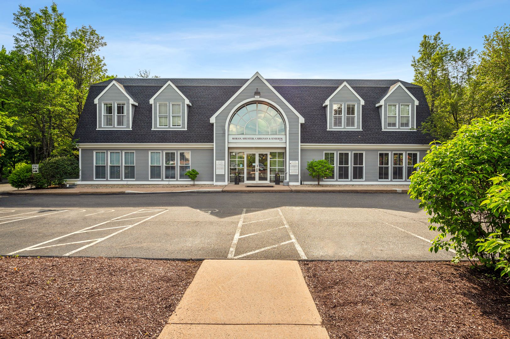 111 Simsbury Rd,Unit 4, Avon, CT 06001