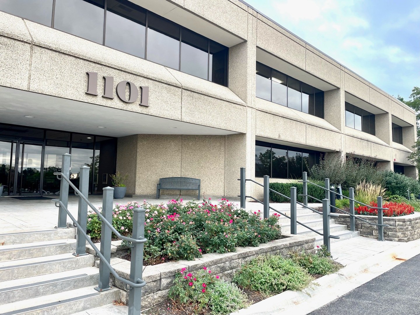 1101 31St St, Downers Grove, IL 60515