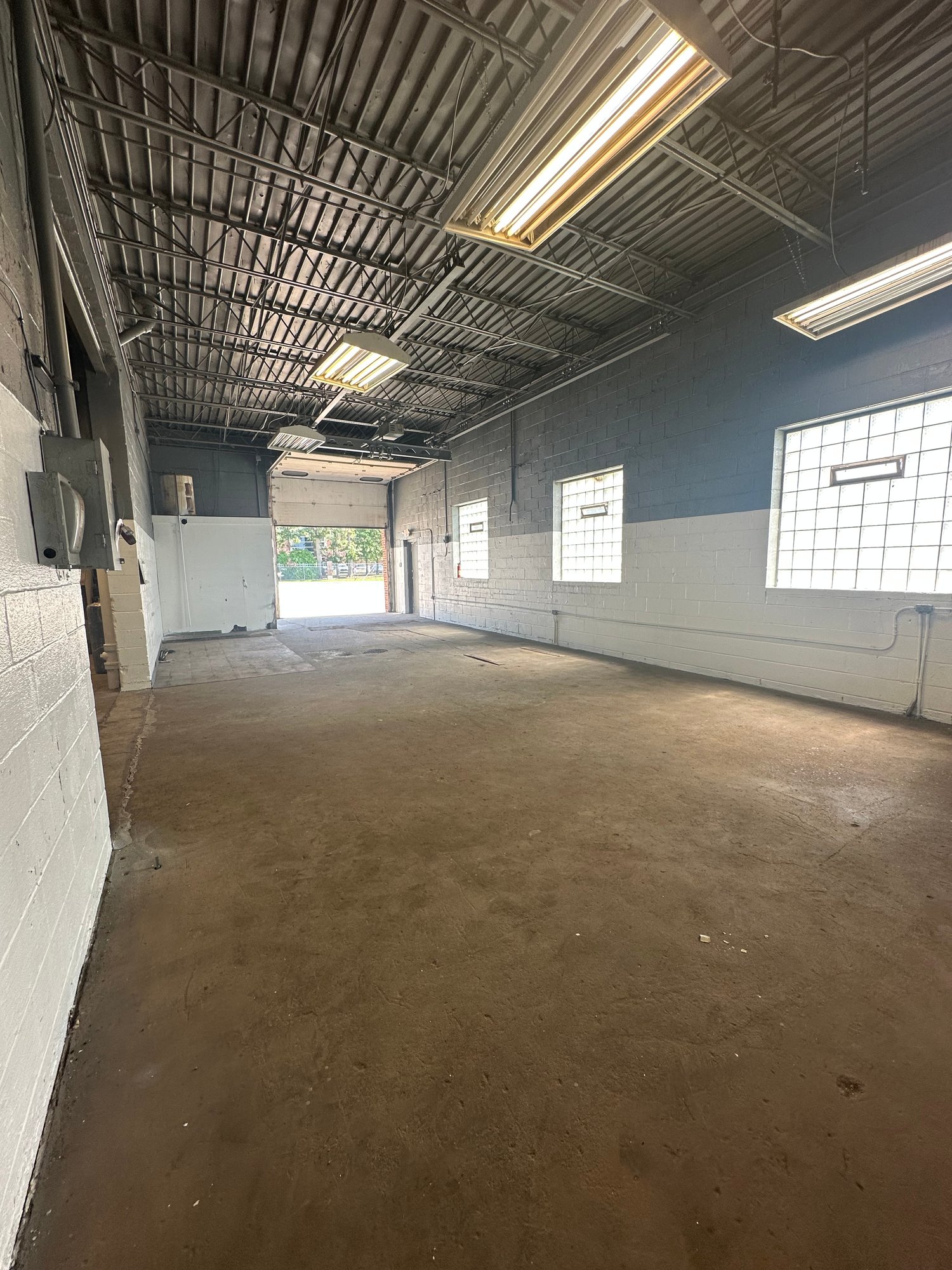 29631 Lakeland Blvd, Wickliffe, OH 44092