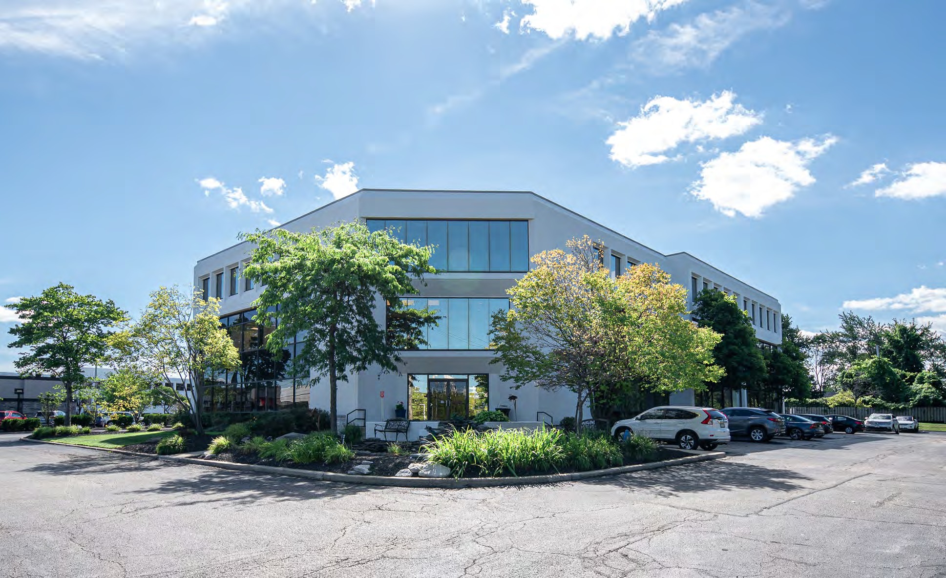 25200 Chagrin Blvd, Beachwood, OH 44122